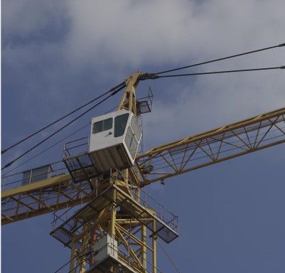 380V / 50Hz / 3 Fases de alimentação SINOCORP 10T Torre de guindaste em amarelo / verde