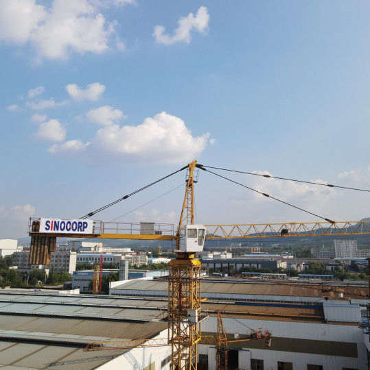 380V / 50Hz / 3 Fases de alimentação SINOCORP 10T Torre de guindaste em amarelo / verde