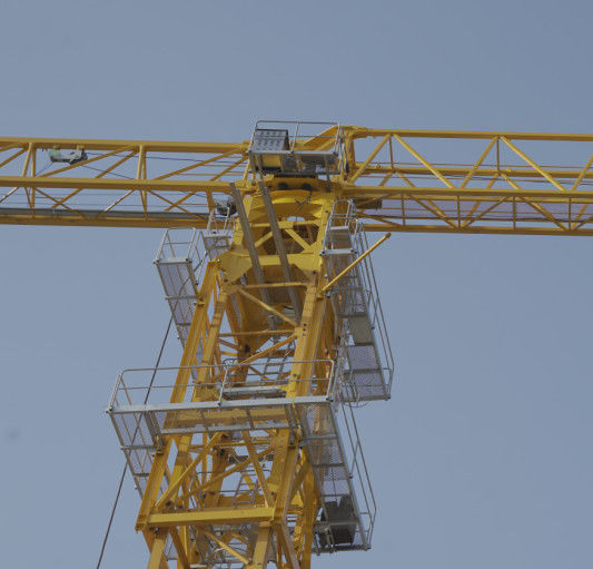 Locais de construção Telescópica torre guindaste QTZ40 QTZ63 QTZ80 tipo de fundação estacionária