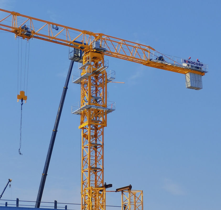 200m de altura 16 toneladas Hatkit Slewing Tipo auto-ereção topless torre guindaste