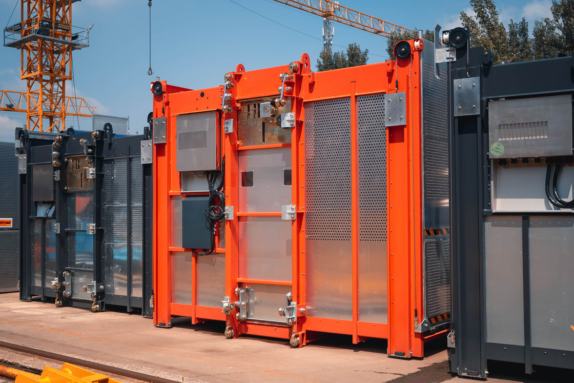 1.2t Elevador de construção de carga de parede única Elevador de construção Sc 100/100 Sc 100 Elevador de mercadorias
